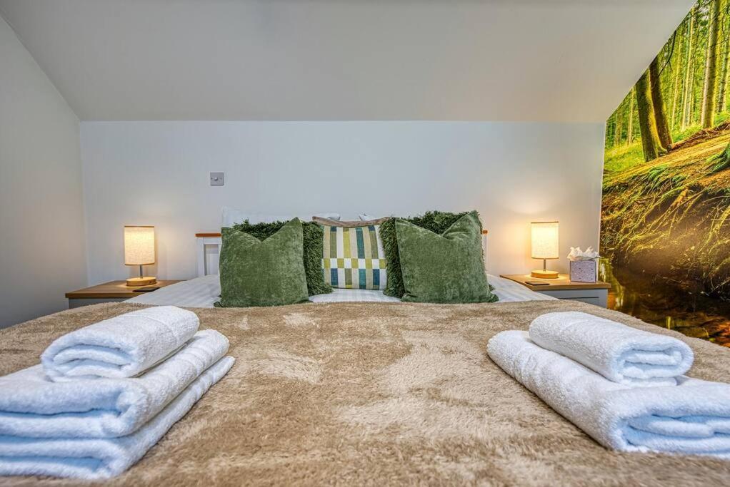 Delightful Two-Bedroom Cottage In The Heart Of Bakewell Kültér fotó