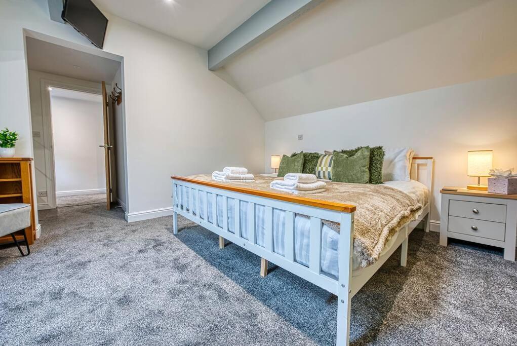 Delightful Two-Bedroom Cottage In The Heart Of Bakewell Kültér fotó